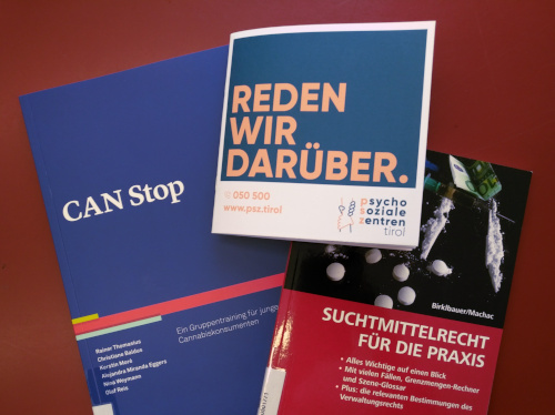 kontakt+co Bibliothek