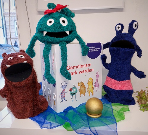 Die Monster von "Gemeinsam stark werden" in der VS Oberhofen